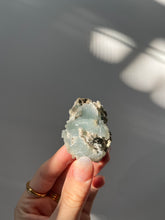 Load image into Gallery viewer, Indian Fluorite
