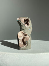 Load image into Gallery viewer, Pink Heulandite
