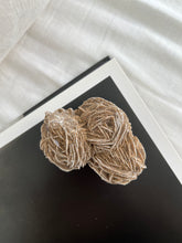 Load image into Gallery viewer, Desert Rose 009
