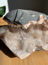 Load image into Gallery viewer, Pink Heulandite Geode, with Scolecite &amp; Stilbite
