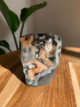 Load image into Gallery viewer, Black Chalcedony with Stilbite
